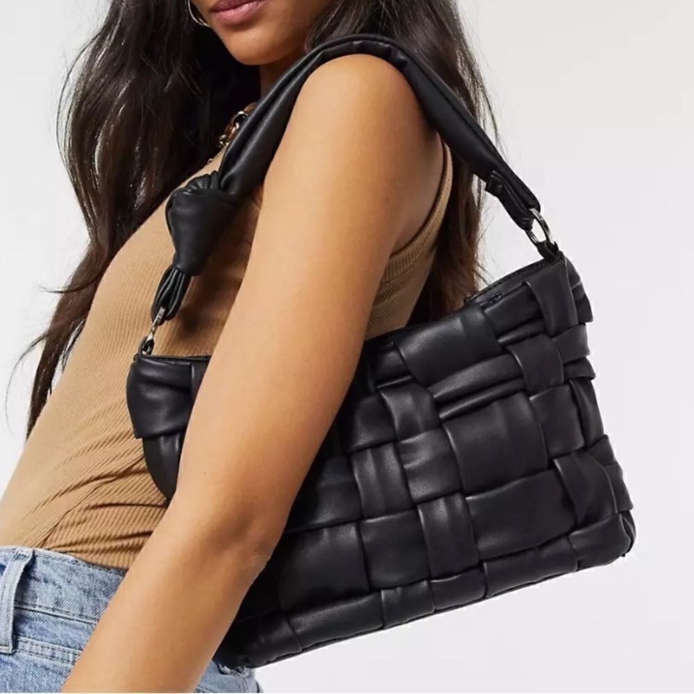 L.A Express Y2K Vibe Woven Padded Shoulder Bag in Black Size Small